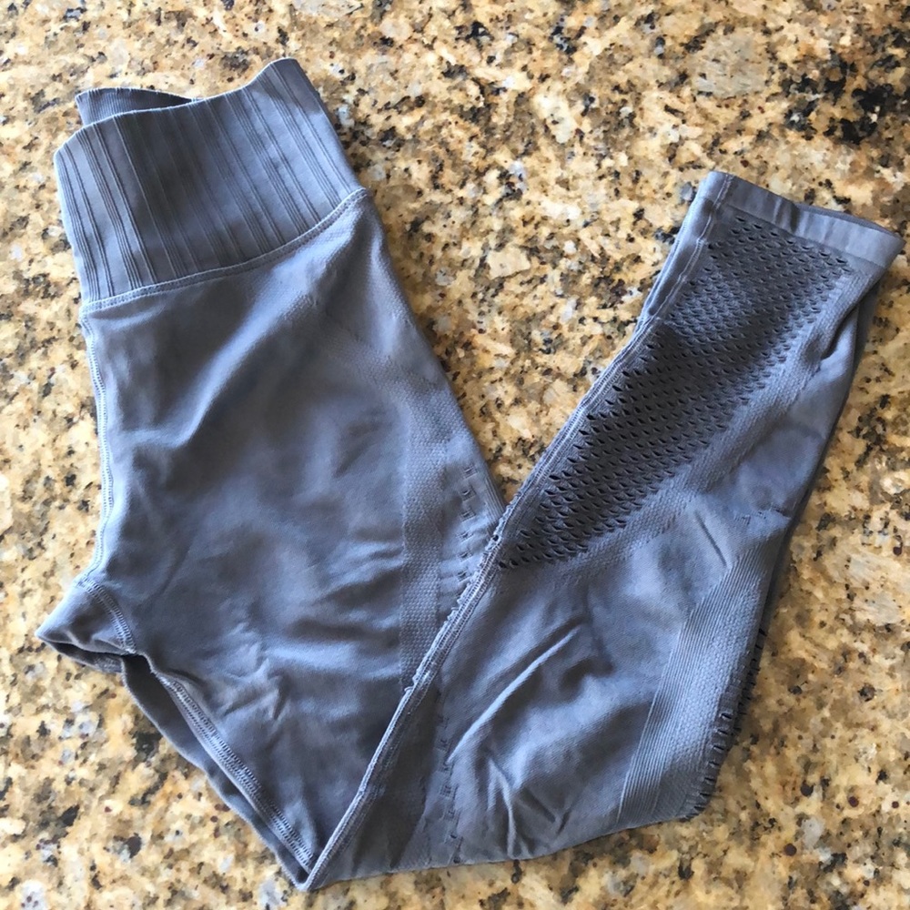 Athleta Trophy Seamless 7/8 Leggings
